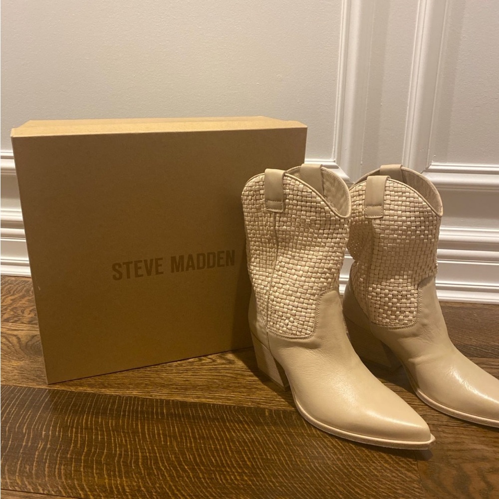 Steve Madden boots
